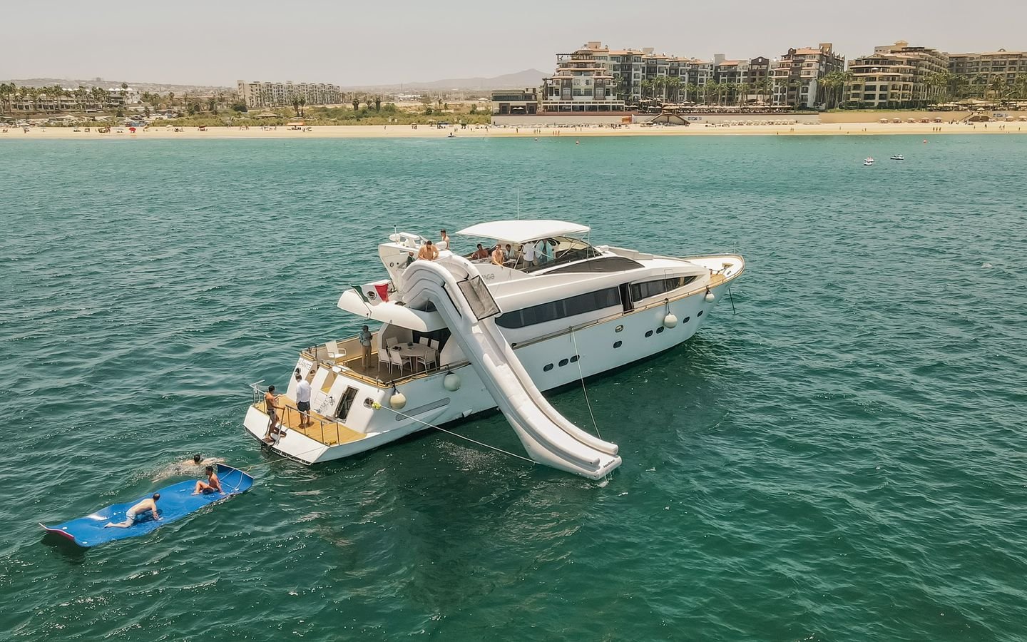Antago 98 Yacht for Rent in Cabo San Lucas, luxury yacht rental Cabo San Lucas Los Cabos (3/16)