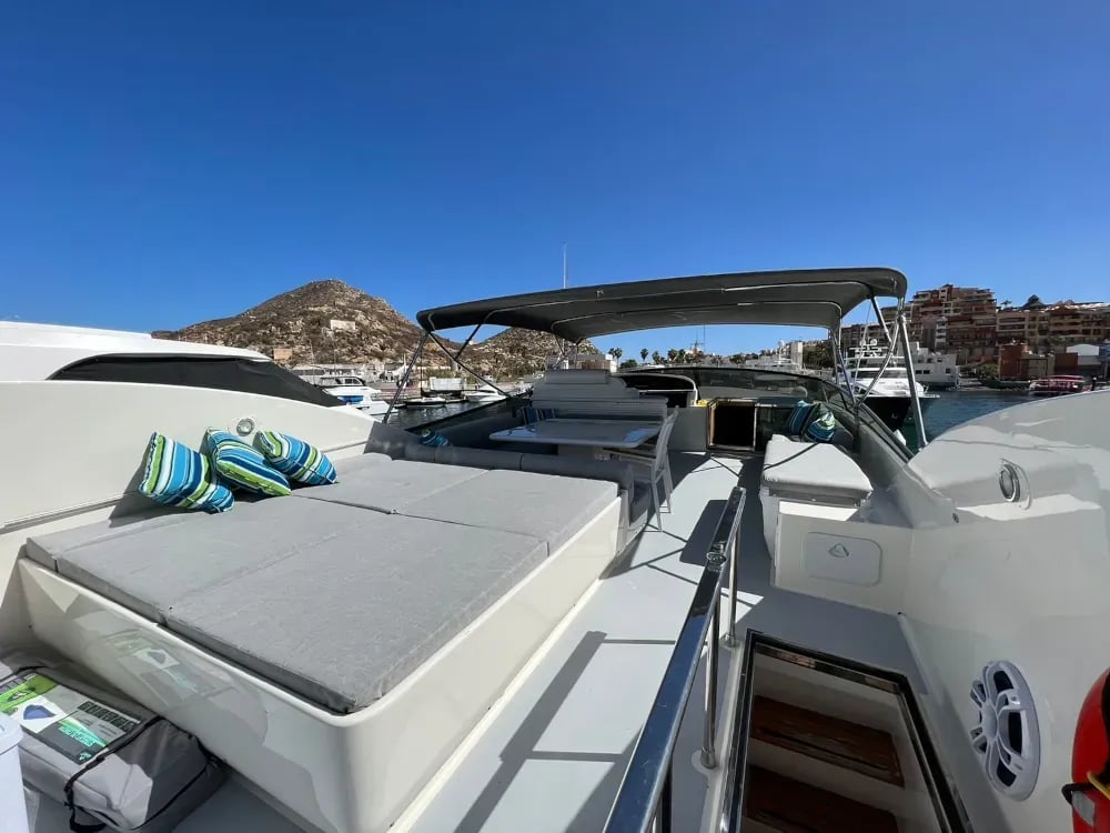 Antago 98 Yacht for Rent in Cabo San Lucas, luxury yacht rental Cabo San Lucas Los Cabos (8/16)