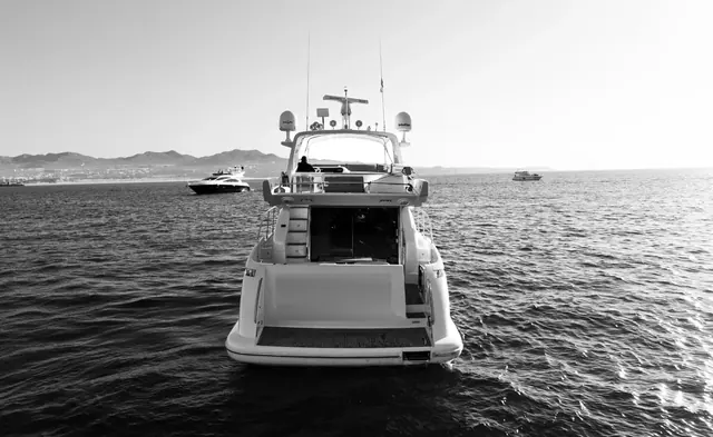 Yate Azimut 55 en renta Cabo San Lucas, renta de yate Cabo San Lucas y Los Cabos (4/10)