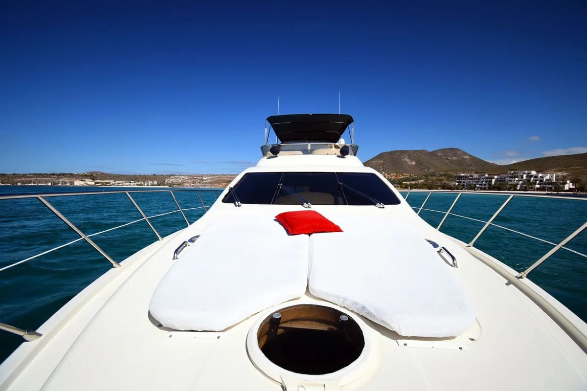 Azimut 62 Yacht for Rent in Cabo San Lucas, luxury yacht rental Cabo San Lucas Los Cabos (8/11)