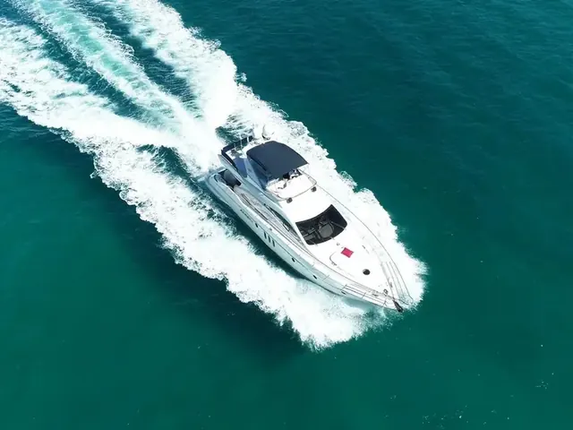 Yate Azimut 62 en Cabo San Lucas, Los Cabos