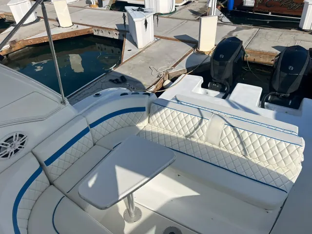 Formula 35 Yacht for Rent in Cabo San Lucas, luxury yacht rental in Cabo San Lucas, Los Cabos (4/15)