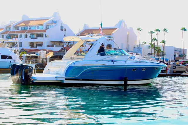 Formula 35 Yacht for Rent in Cabo San Lucas, luxury yacht rental in Cabo San Lucas, Los Cabos (2/15)