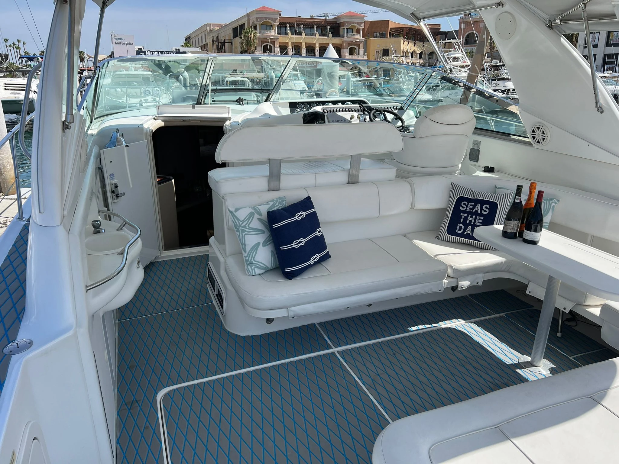 Yate Sea Ray 47 en renta Cabo San Lucas, renta de yate Cabo San Lucas y Los Cabos (10/10)