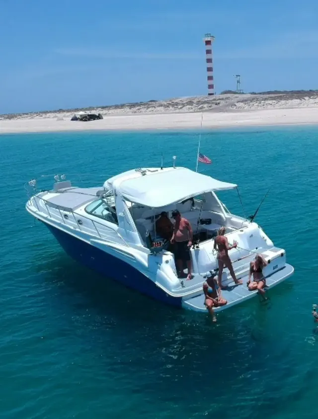 Yate Sea Ray 47 en renta Cabo San Lucas, renta de yate Cabo San Lucas y Los Cabos (9/11)