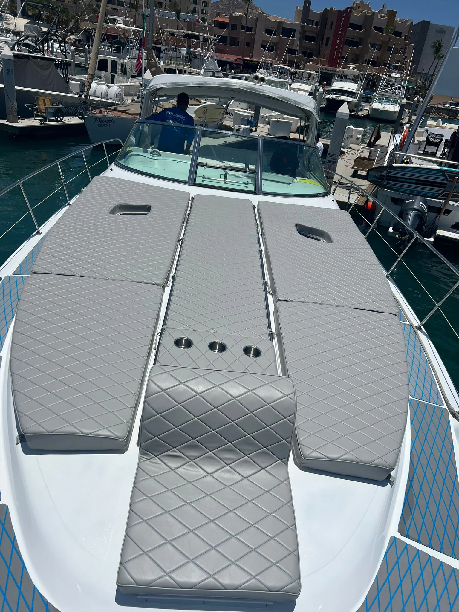 Yate Sea Ray 47 en renta Cabo San Lucas, renta de yate Cabo San Lucas y Los Cabos (1/10)