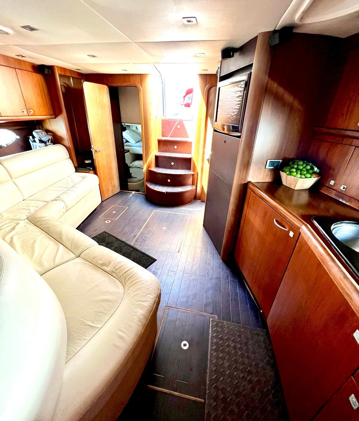 Sunseeker 57 Yacht for Rent in Cabo San Lucas, luxury yacht rental Cabo San Lucas Los Cabos (10/10)