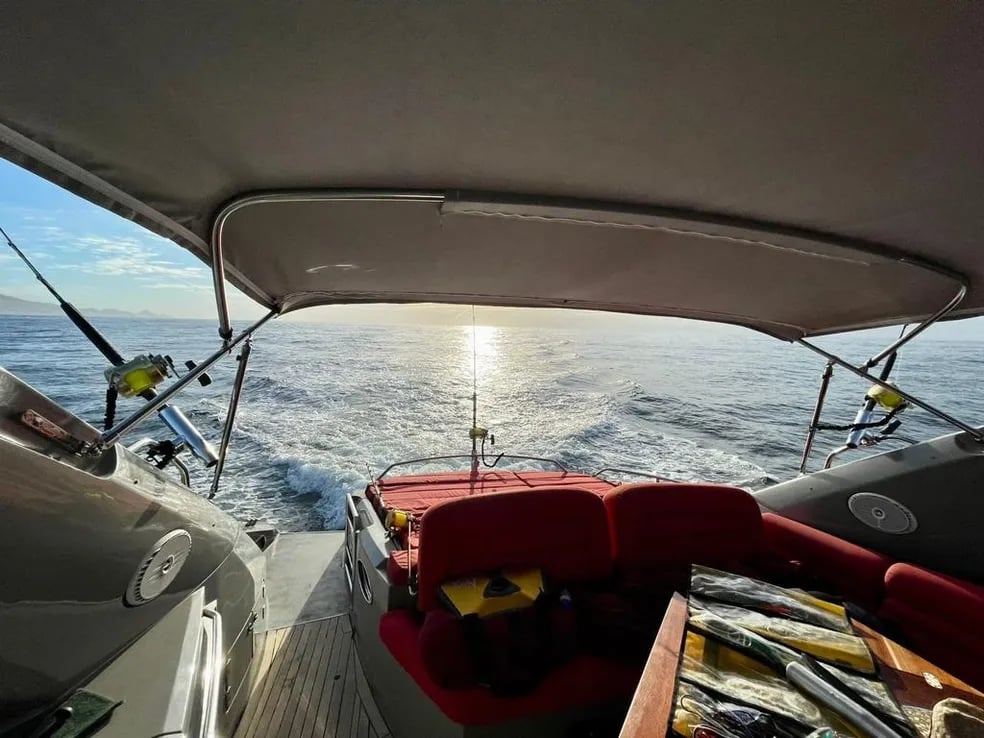 Sunseeker 57 Yacht for Rent in Cabo San Lucas, luxury yacht rental Cabo San Lucas Los Cabos (4/10)