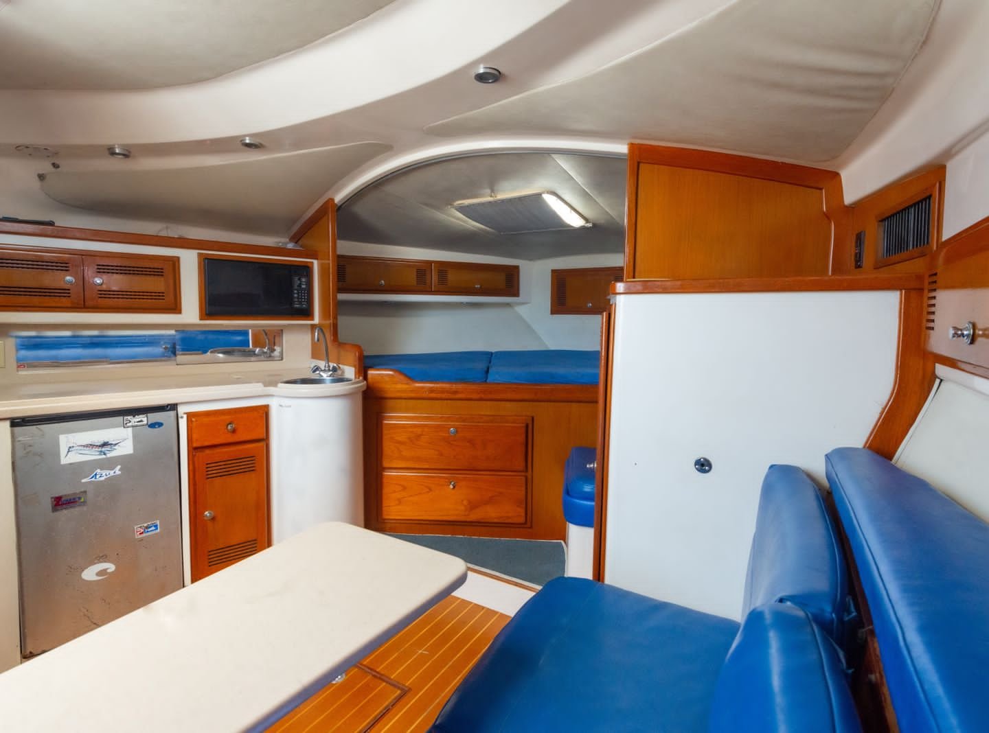Cabo 31 Express Sport Fishing Yacht, sport fishing yacht Cabo San Lucas (3/9)