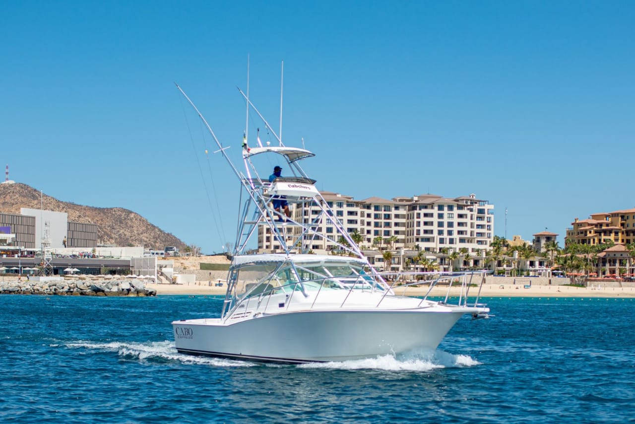 Cabo 31 Express Sport Fishing Yacht, sport fishing yacht Cabo San Lucas (5/9)