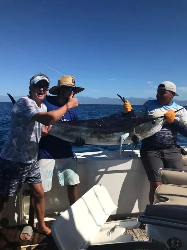 Yate de pesca deportiva Cabo Express 45, pesca deportiva Cabo San Lucas Los Cabos (12/13)